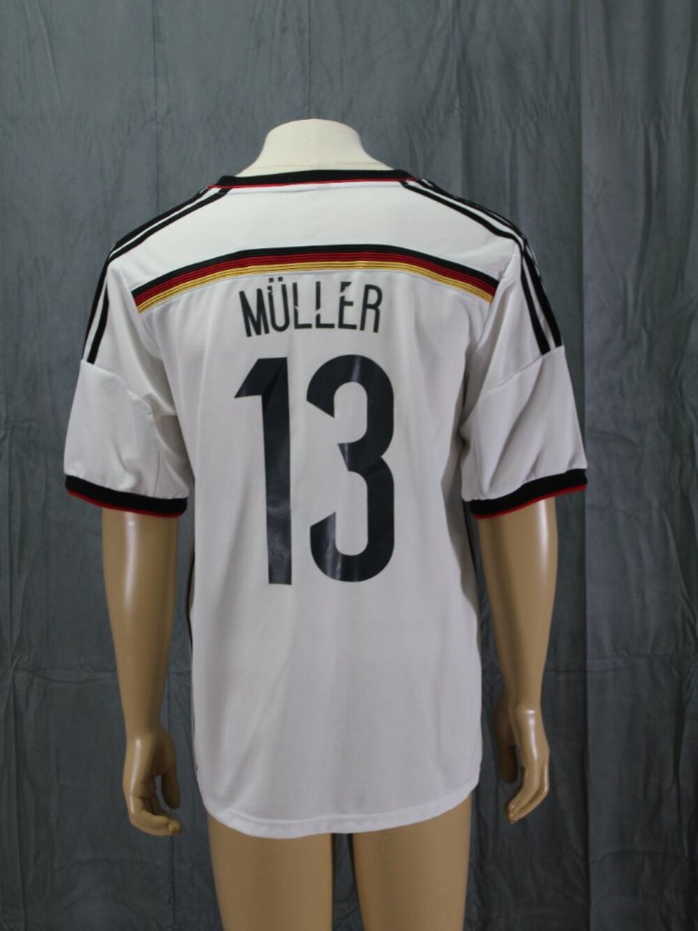 Team Germany Soccer Jersey (Retro) 2104 Home Thomas Mueller 13 - Men's Large - Picture 5 of 10